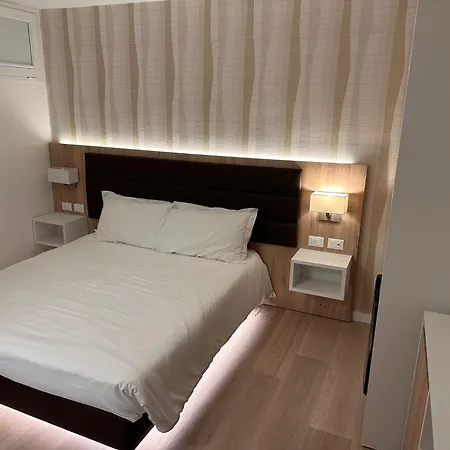 Hotel Derby S 3*