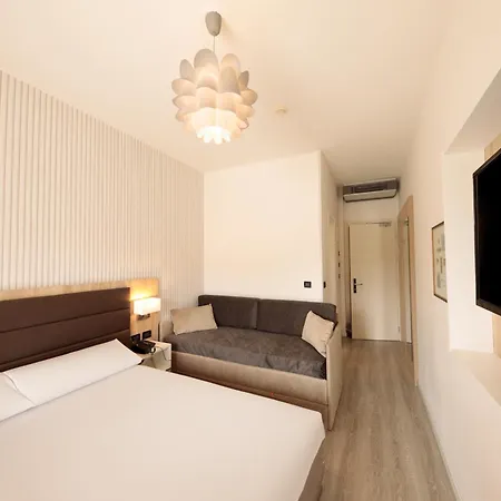 Derby S Hotel 3*
