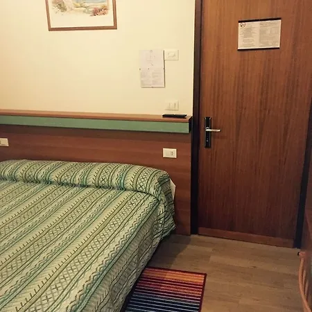 Hotel Derby S